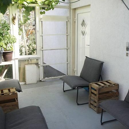 Ruhiges Apartment & Veranda Mit Guter Anbindung โบคุห์ม ภายนอก รูปภาพ