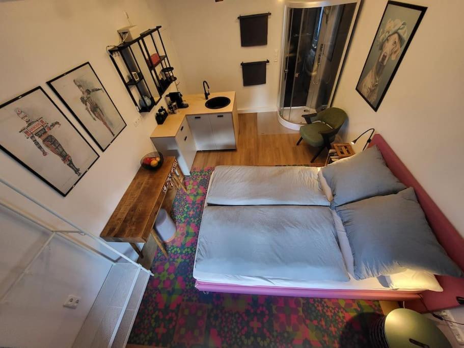 Ruhiges Apartment & Veranda Mit Guter Anbindung โบคุห์ม ภายนอก รูปภาพ