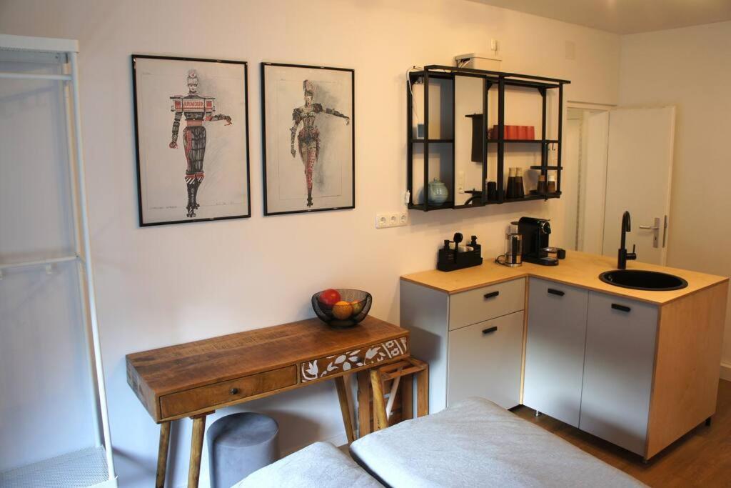 Ruhiges Apartment & Veranda Mit Guter Anbindung โบคุห์ม ภายนอก รูปภาพ