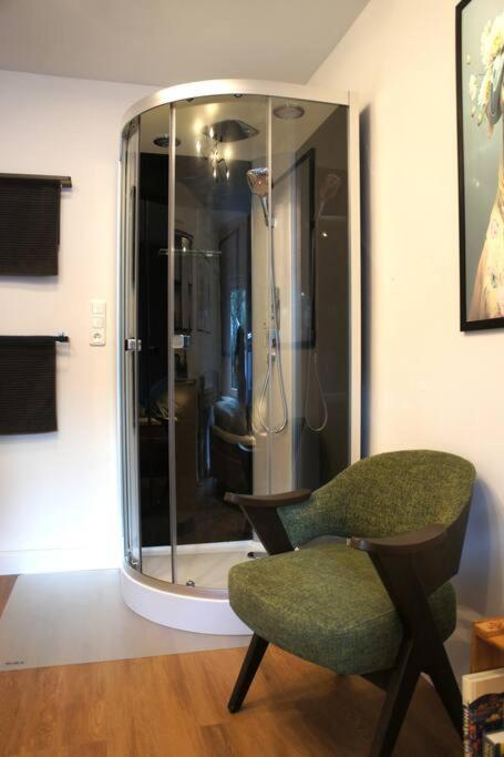 Ruhiges Apartment & Veranda Mit Guter Anbindung โบคุห์ม ภายนอก รูปภาพ