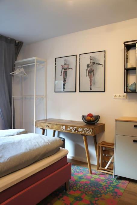Ruhiges Apartment & Veranda Mit Guter Anbindung โบคุห์ม ภายนอก รูปภาพ