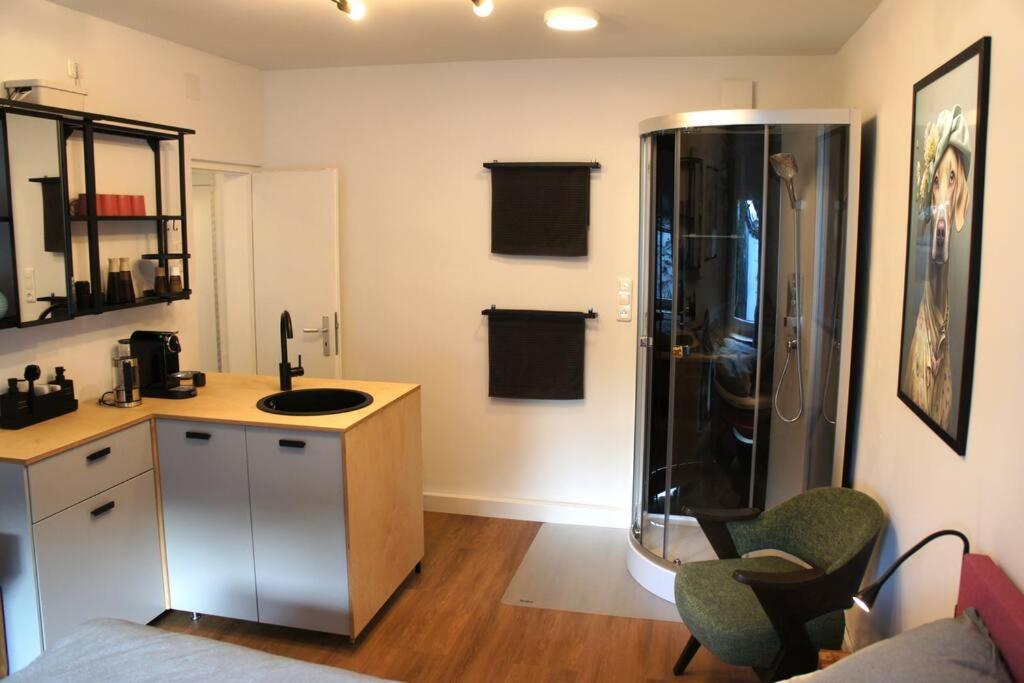 Ruhiges Apartment & Veranda Mit Guter Anbindung โบคุห์ม ภายนอก รูปภาพ